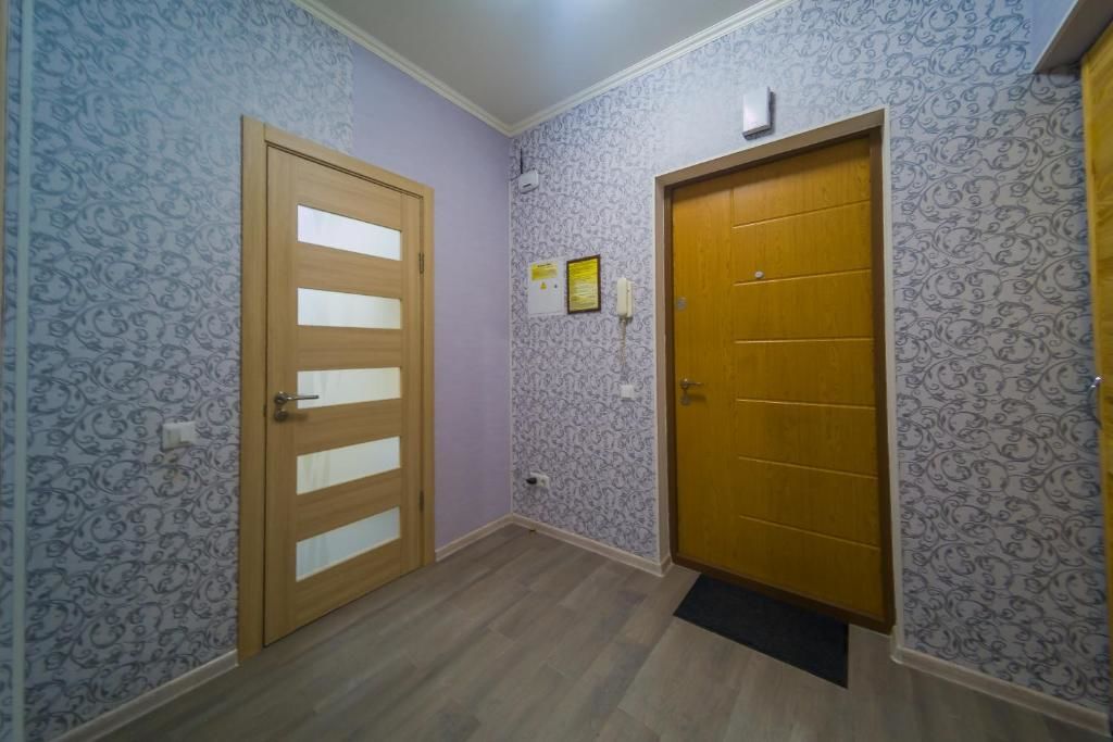 Апартаменты Kvartirkoff na Bogatirskaya 6a, 10 floor Киев