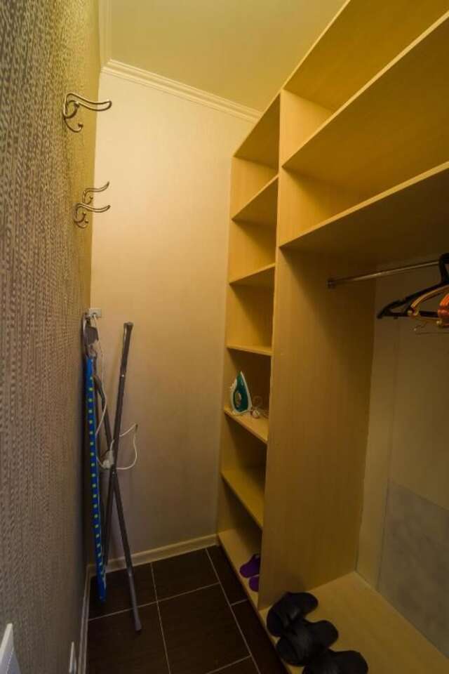 Апартаменты Kvartirkoff na Bogatirskaya 6a, 10 floor Киев-28